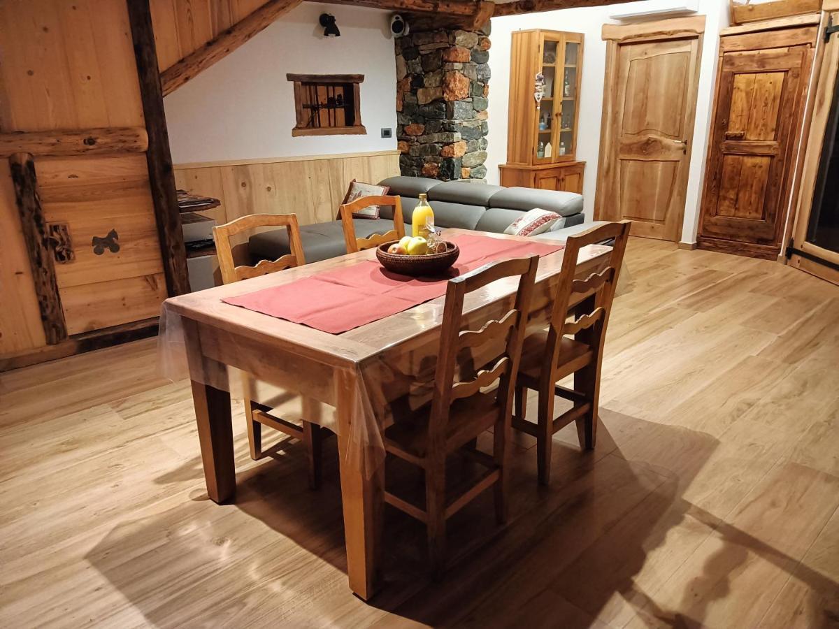 Willa Le Temps Retrouve - Casa Tipica Con Giardino Villeneuve Zewnętrze zdjęcie
