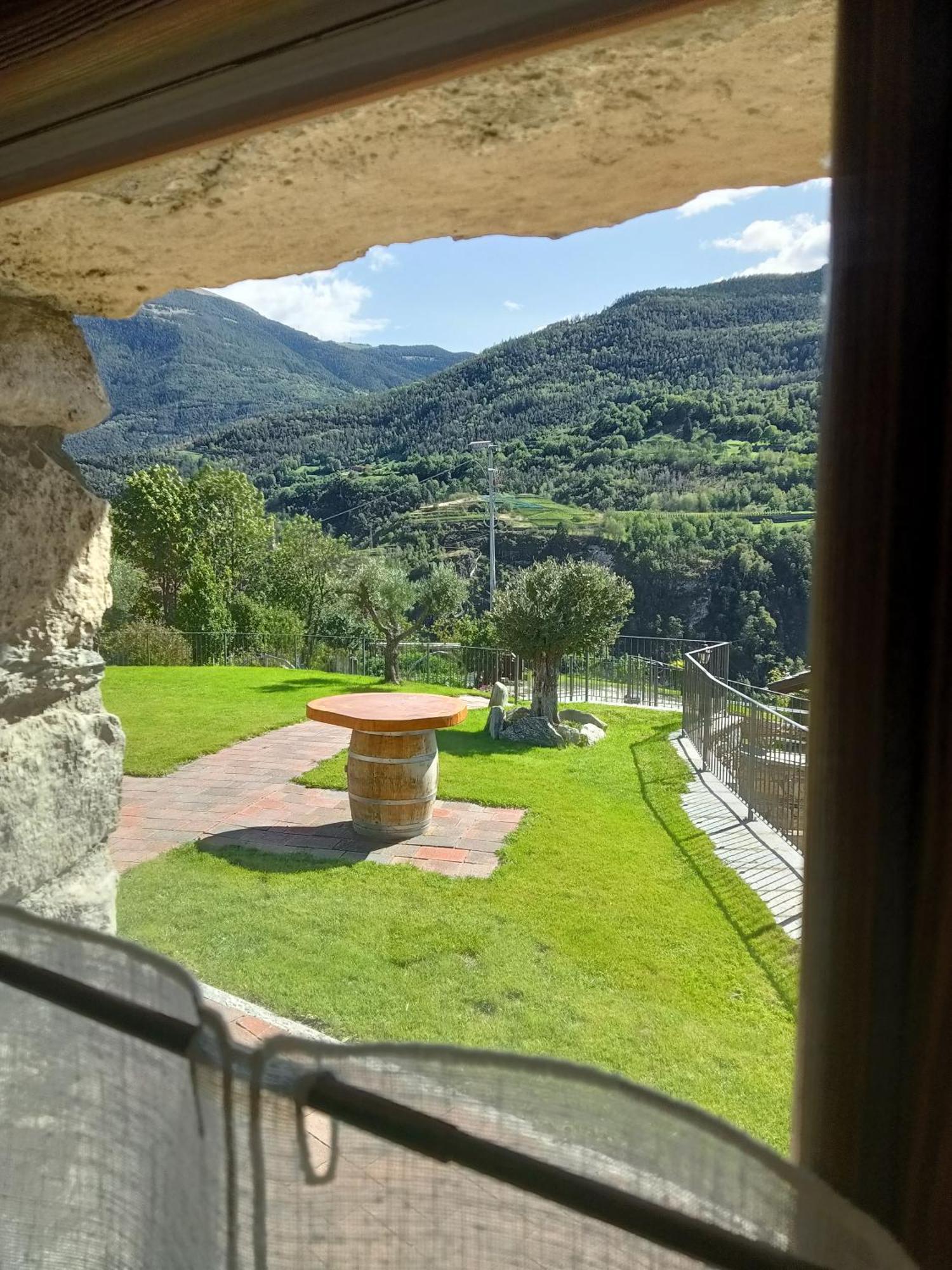 Willa Le Temps Retrouve - Casa Tipica Con Giardino Villeneuve Zewnętrze zdjęcie